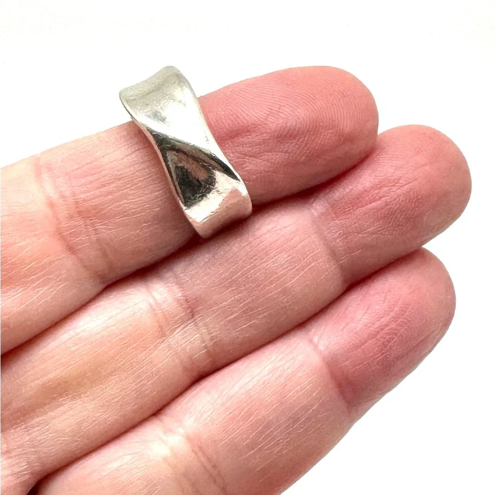 Sterling Silver Twisted Band Ring Size 10 1/2